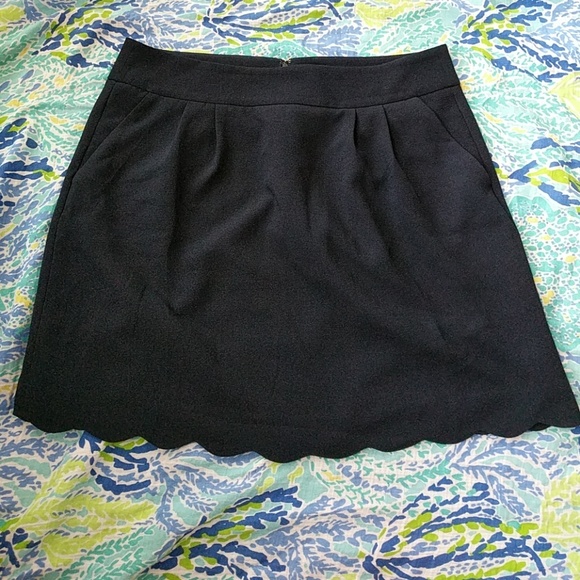 LOFT Dresses & Skirts - Loft Scallop Navy Skirt, sz 14